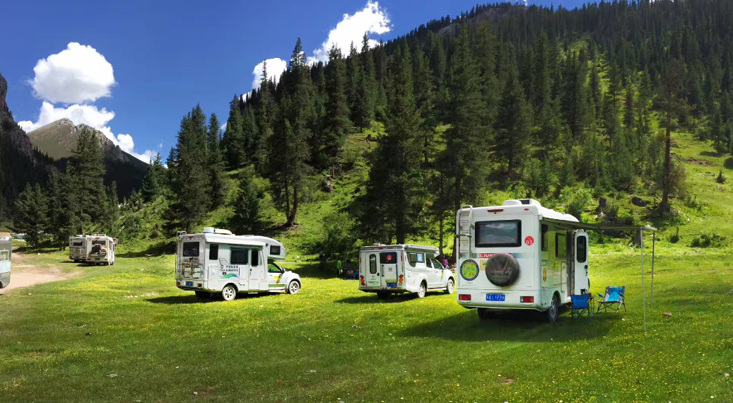 精致化露營“選手”，將吃住行融為一體，適合1~2人四季旅行